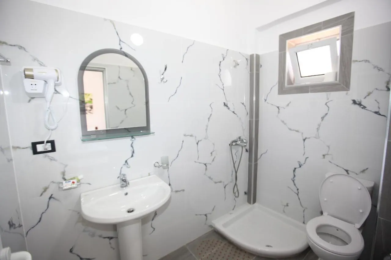 Hotel Real Saranda 3*,  Albanie